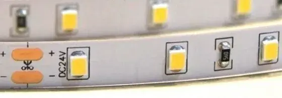 Akció Led modul tekercs természetes fehér (4000°K) 9,6W/fm 12V - 50fm/tekercs!!!
