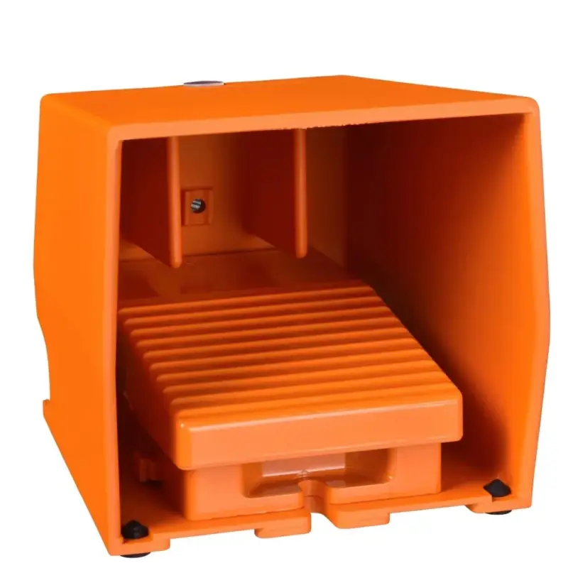 Schneider XPER611 Harmony XPE lábkapcsoló, 2 fokozatú, 1NO+2NC, védeőtetővel, fém, narancssárga Csak ma