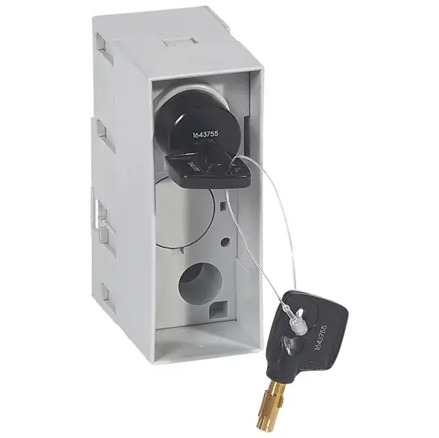 Csak ma Legrand 026579 DPX3 1600 tartozékoklezáró lakat két kulcs ( Legrand 026579 )