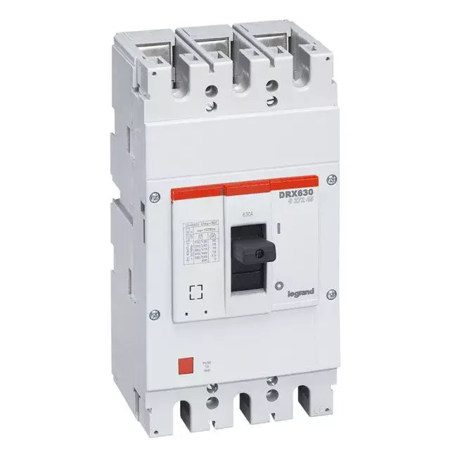 Expressz szállítás Legrand 027245 DRX630 3P 50 kA 630A t.m. kompakt megszakító ( Legrand 027245 )