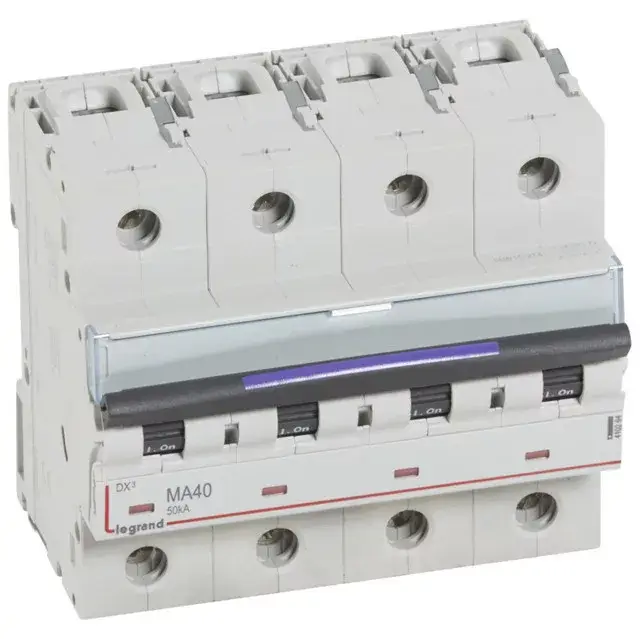 Alacsony ár Legrand 410264 DX3 kismegszakító 50kA 4P 400V~ MA40 ( Legrand 410264 )