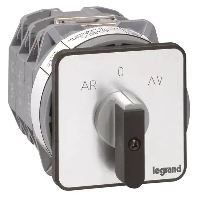 Legrand 027526 Görgős kapcsoló 3P 18,5kW PR40 AR-0-AV ( Legrand 027526 ) Árcsökkenés
