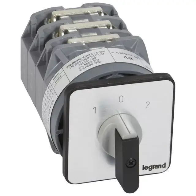 Biztonságos fizetés Legrand 027457 Görgős kapcsoló 3P 63A PR63 1-0-2 ( Legrand 027457 )