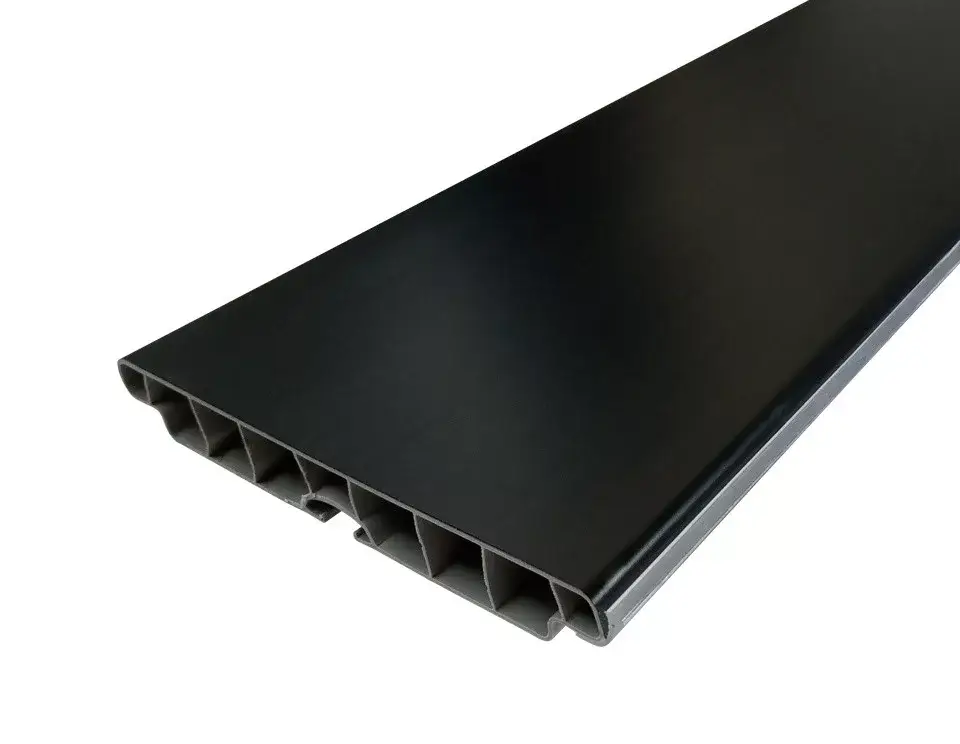 Aljzat S150/01 150mm Fekete matt 4m Prémium