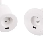 Azonnali szállítás VersaTag 1x 230V, 1x USB-A, fehér
