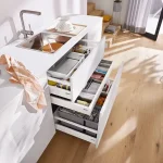 Biztonságos fizetés K-BLUM Antaro D 550 mm/30 kg, Blumotion/TOB, fehér SW, csavar, mosogató