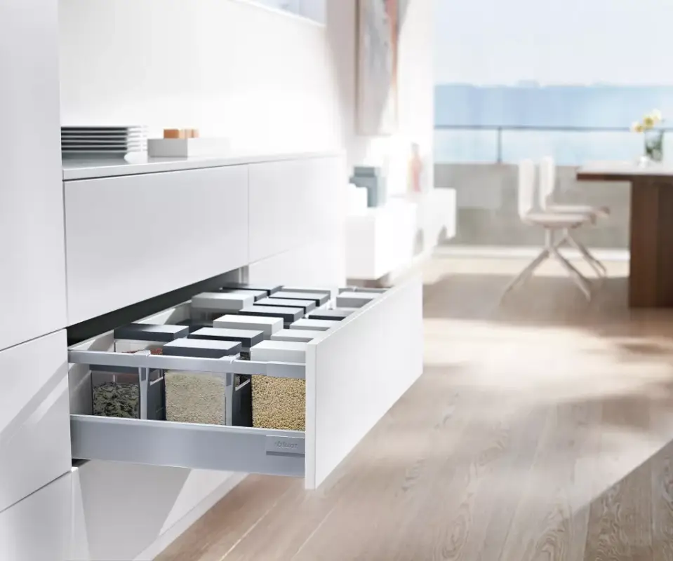 K-BLUM Antaro D 500 mm/65 kg, Blumotion/TOB, szürke R9006, inserta Biztonságos vásárlás