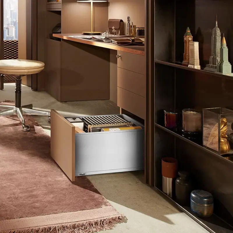 K-BLUM Legrabox F 550 mm/70 kg, Tip-on, fehér SW-M, csavar Árengedmény