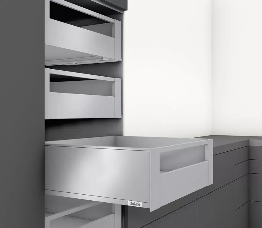 Biztonságos fizetés K-BLUM Legrabox C Pure 300mm/40 kg, Tip-on, karbon fekete CS-M, belső, reling