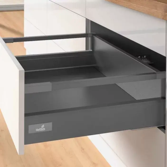 K-HETTICH InnoTech Atira, front, antracit, 470/70/144 relingel együtt, 50kg, PTO Expressz kézbesítés