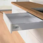 K-HETTICH InnoTech Atira, front, ezüst, 350/70 50kg PTOs Rendeld meg most