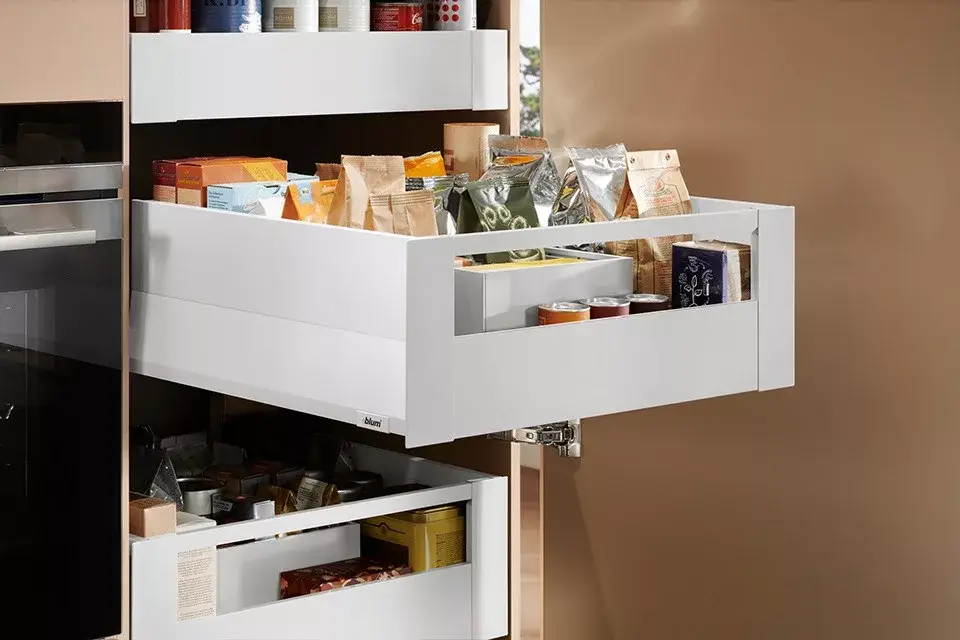 Akció K-BLUM Merivobox E Boxcap 270 mm, 40 kg, fehér, belső, reling
