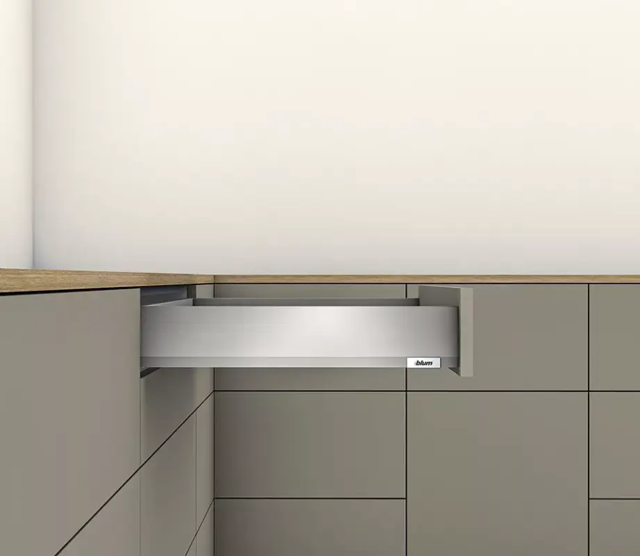 K-BLUM Merivobox M 300 mm, 40 kg, Indium szürke, csavar Utolsó esély