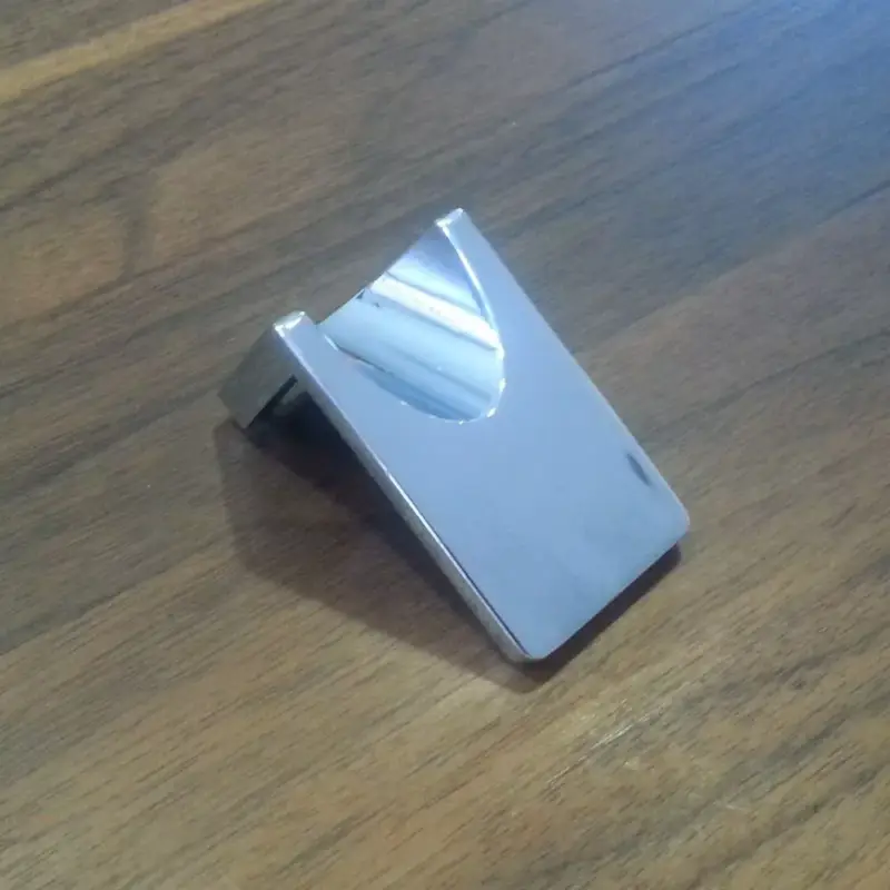 Fém bútorfogantyú, fényes króm színű, 16 mm furattávval Népszerű