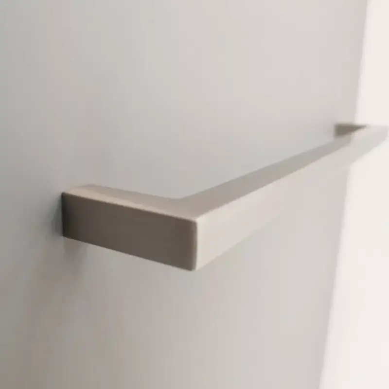 STRETCH fém bútorfogantyú, csiszolt nikkel színű, 160 mm furattávval Akciós ár