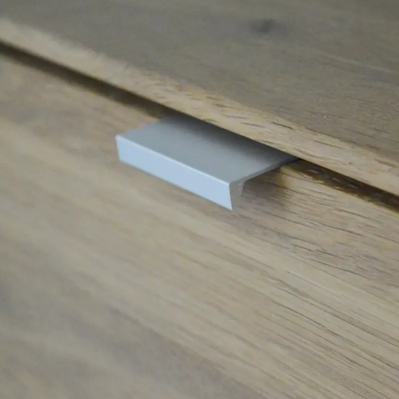4394_32_alu Élre szerelhető, alu színben, 32 mm furattávolság Akciós ár