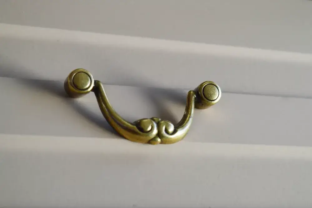 152269612 Antik bronz, 96 mm furattávolságú bútorfogantyú, Antik stílus Vásárlói kedvenc