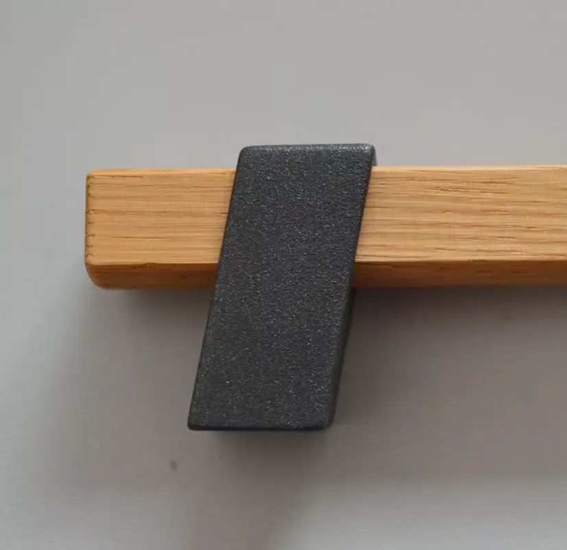 Akciós ár BEAM Antracit, fém-lakkozott tölgy bútorfogantyú, 320 mm furattávval