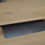 TOUQUET élre szerelhető bútorfogantyú, matt fekete, bordázott felület 90 mm furattáv Újdonság