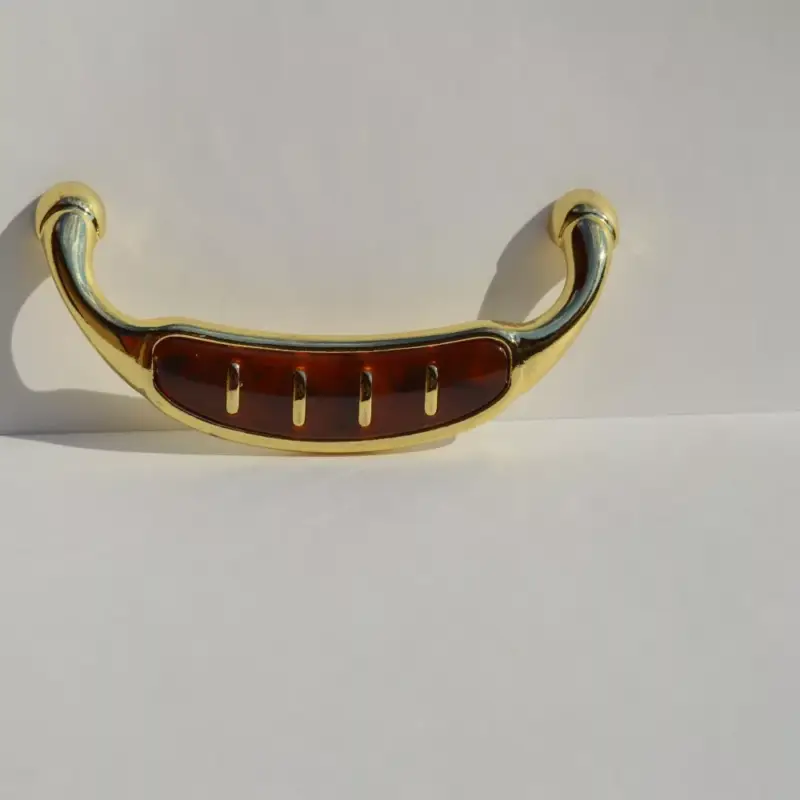 Kedvezményes ár Metall-Kunststoff-Möbelgriff, gold-rot mahagonifarben, Bohrung 96 mm