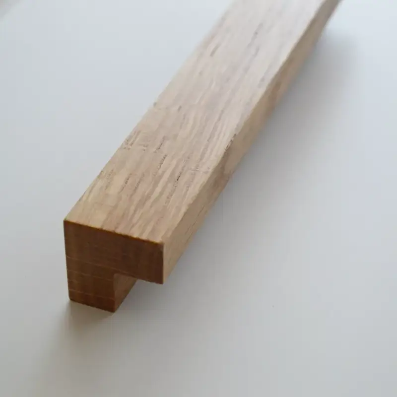Árengedmény MÖBELGRIFFE AUS HOLZ, EICHE LACKIERT, 128-160 MM BOHRUNGSABSTAND