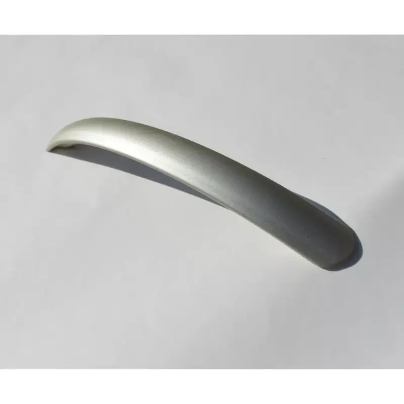 Möbelgriff aus Metall, Farbe Nickel matt, Bohrung 224 mm Ajánlat