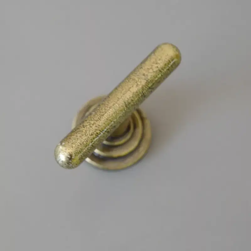 Ne maradj le Möbelknopf aus Metall, Patina Bronze, rustikaler Stil