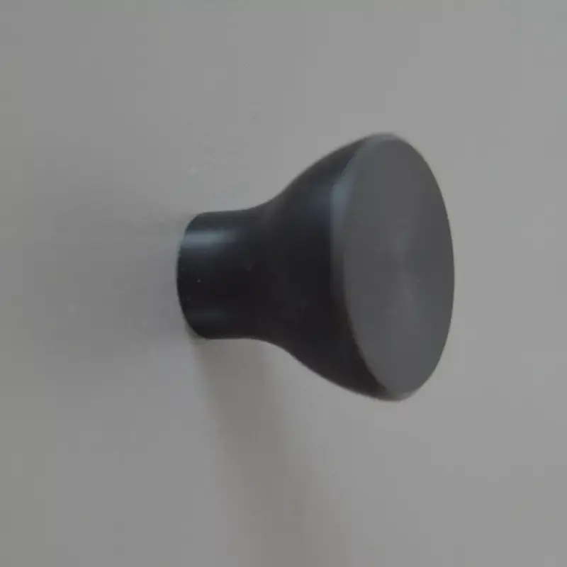 Azonnal elérhető Möbelknopf aus Metall, mattschwarz