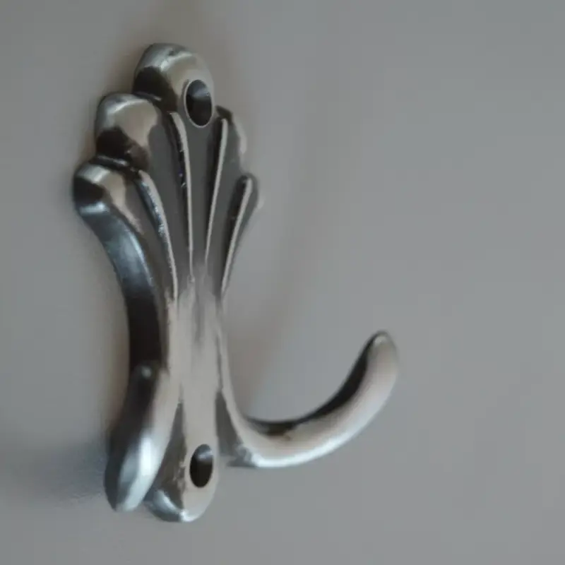Kihagyhatatlan ajánlat 15.722.00.11 Patinierter schwarzer Kleiderhaken aus Metall