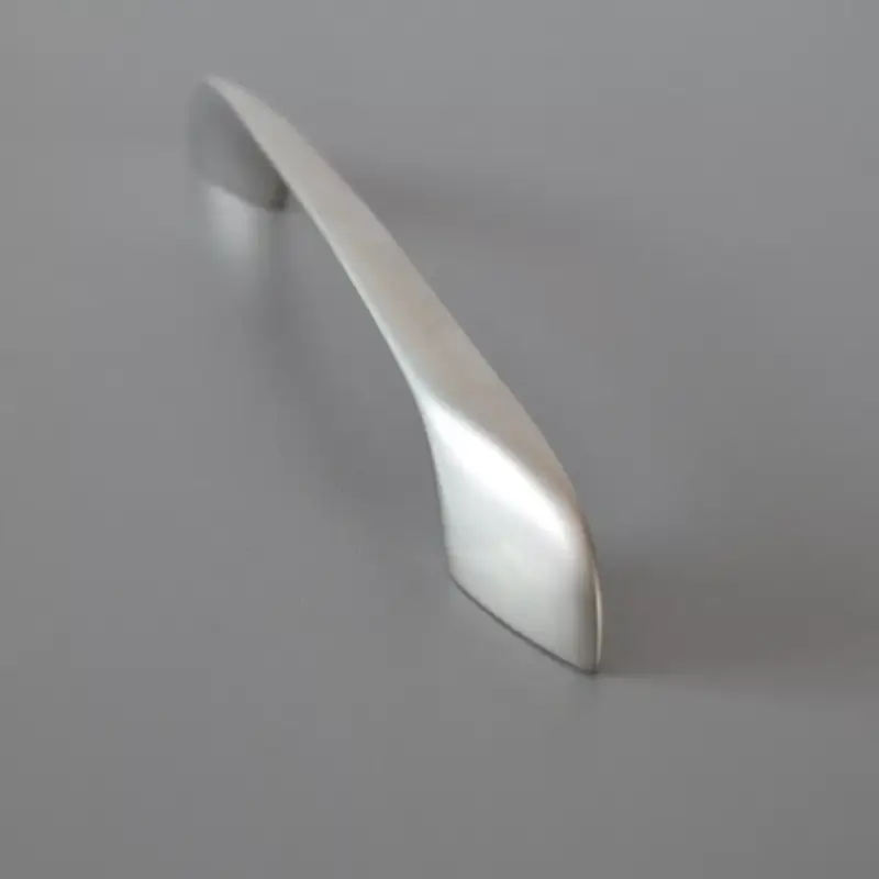 Utolsó esély BESINA Möbelgriff aus Metall, Farbe Nickel satiniert, BA 128 mm