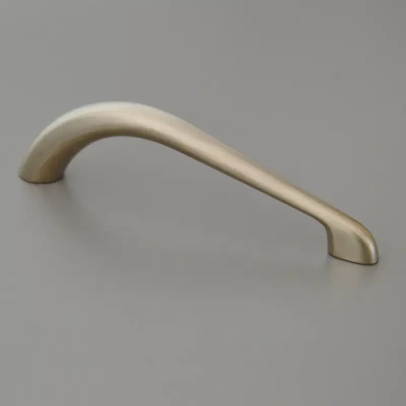 Legnépszerűbb Reiner, eleganter Möbelgriff aus Metall, matt vernickelt