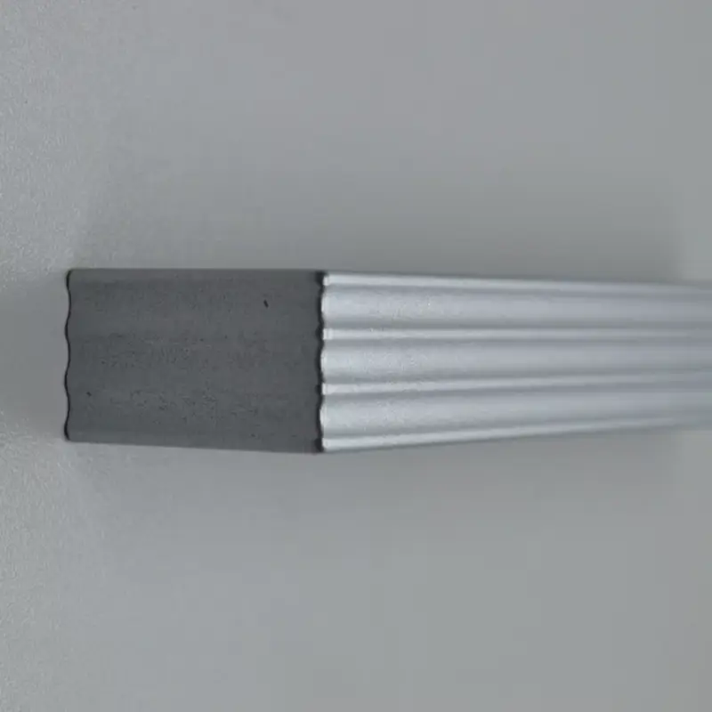 Möbelgriff aus Metall, matt verchromt, BA 128 mm Prémium