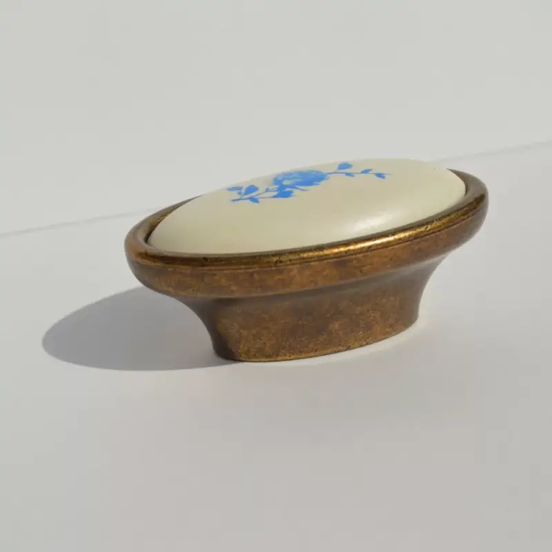 Legnépszerűbb Metall-Kunststoff-Möbelgriff, Bronze mit blauem Blumenmuster