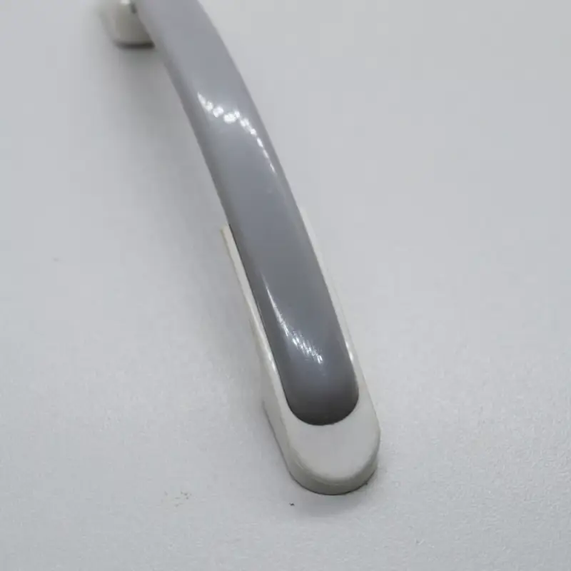 Kihagyhatatlan ajánlat Kunststoff-Möbelgriff, Farbe weiss-grau, Lochabstand 96 mm