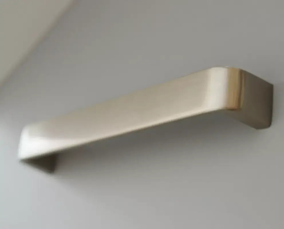 308975 Nickel gebürstet, Metall-Möbelgriff 128 mm Gyors kiszállítás