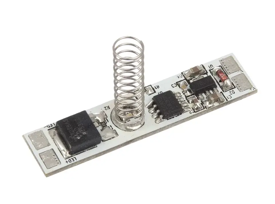 Végkiárusítás STRONG Rugós kapcsoló profilba 12-24V 8A 342513