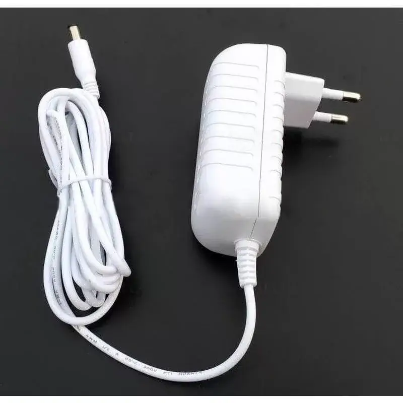 Biztonságos fizetés DEL1648 LED tápegység30W 12V 2,5A IP20 adapter típusú delux