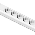 Árengedmény Földelt szerelhető elosztó hatos /hosszanti/ fehér, 16A-250V, 2507, Famatel S.A