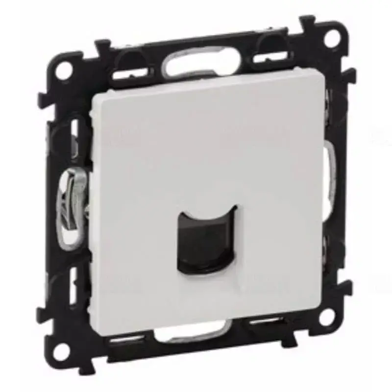 Legrand Valena Life 1xRJ45 Cat. 5e UTP csatlakozóaljzatfehér, Legrand 753140 Legkelendőbb
