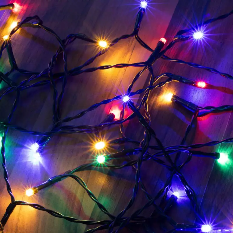 Exkluzív ajánlat Home MLC 58/M mini LED-es fényfüzér, 4,9 m / 50 db színes LED, 8 fényprogram, zöld vezeték, elemes, kül- és beltéri kivitel, MLC_58_M