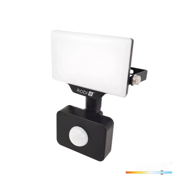 Outlet DELYO MHNC LED-reflektor, 110°, IP54, 10 W, Hideg fehér, fekete KOBI-004235 KOBI