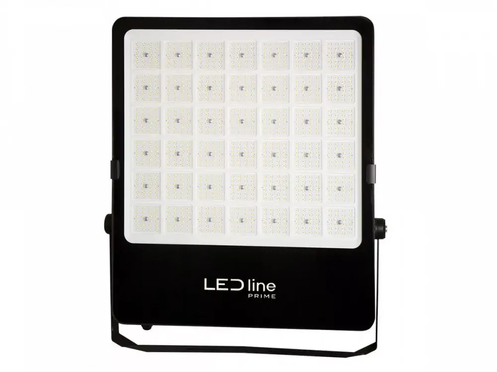 Azonnal elérhető FLUX LED-reflektor, 60°, IP66, 600 W, Természetes fehér, fekete LL-202641 LED line